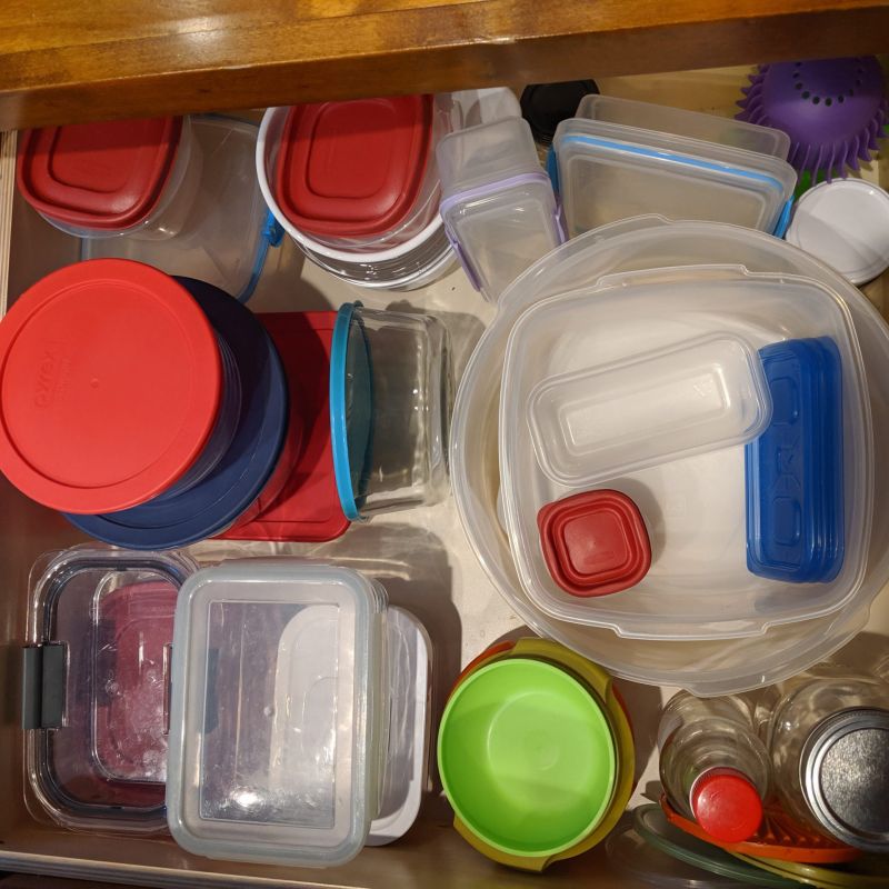 storage containers | organize your Tupperware